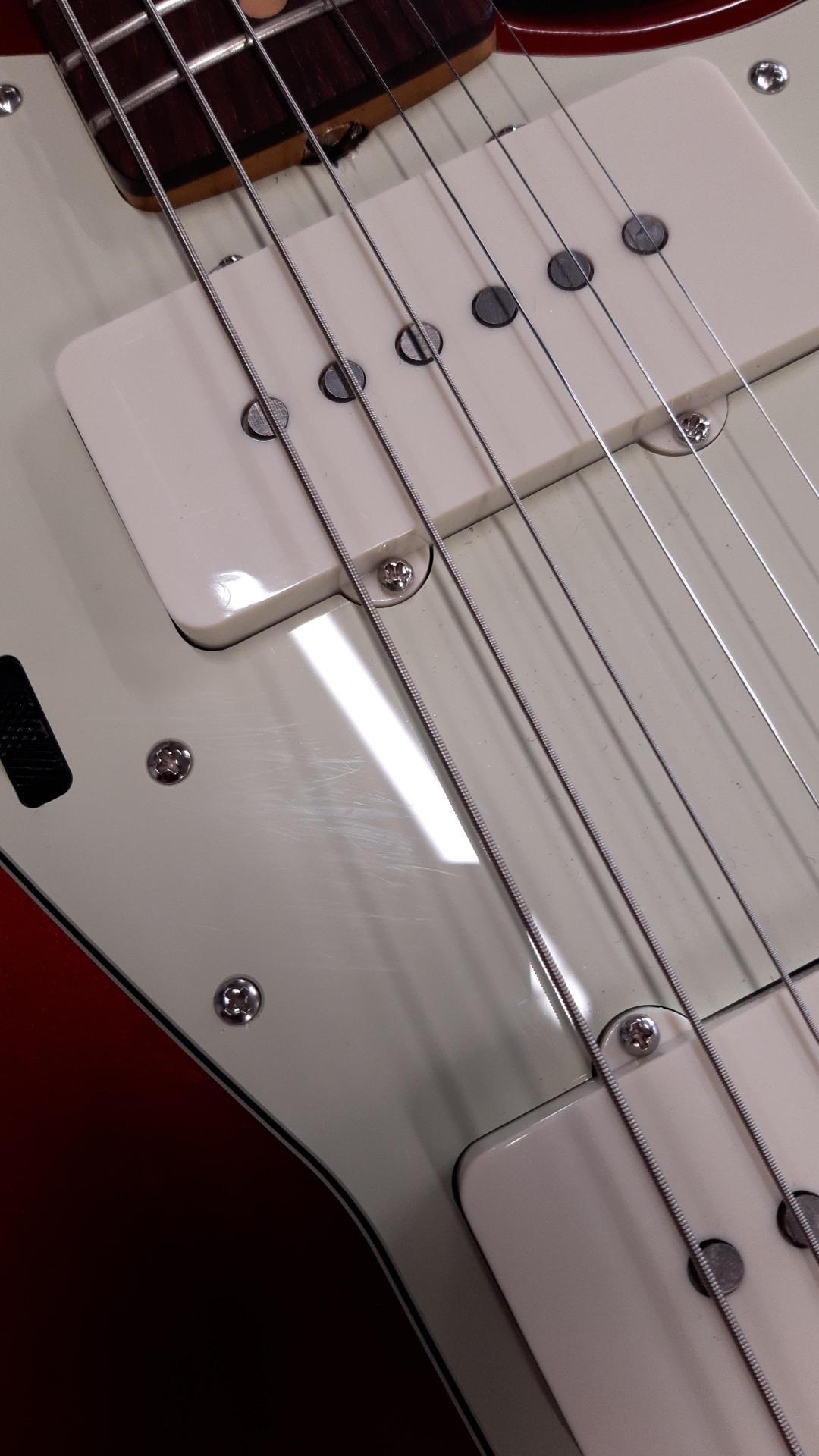 Jazzmaster Mid '60s Vintera III RW Candy Apple Red - STOCK B