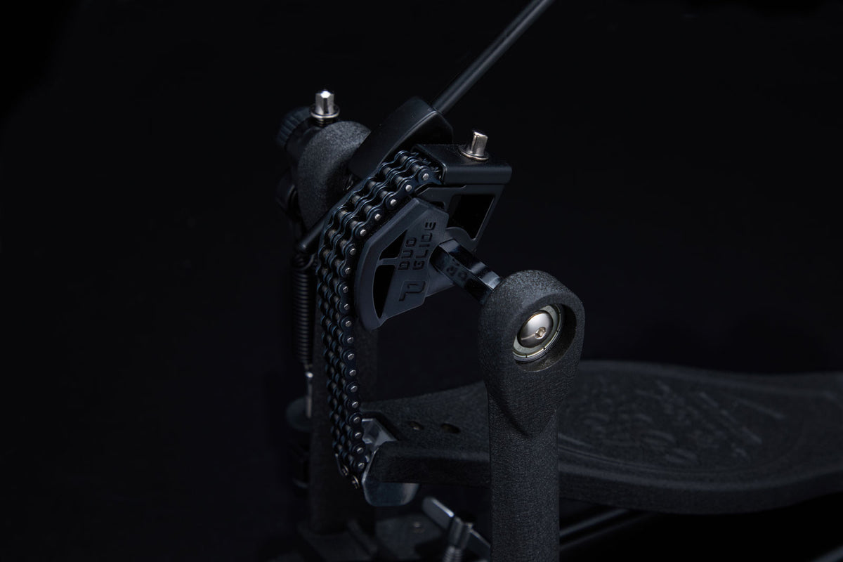 HP600DTWMB - Iron Cobra 600 Duo Glide Dark Shadow Edition