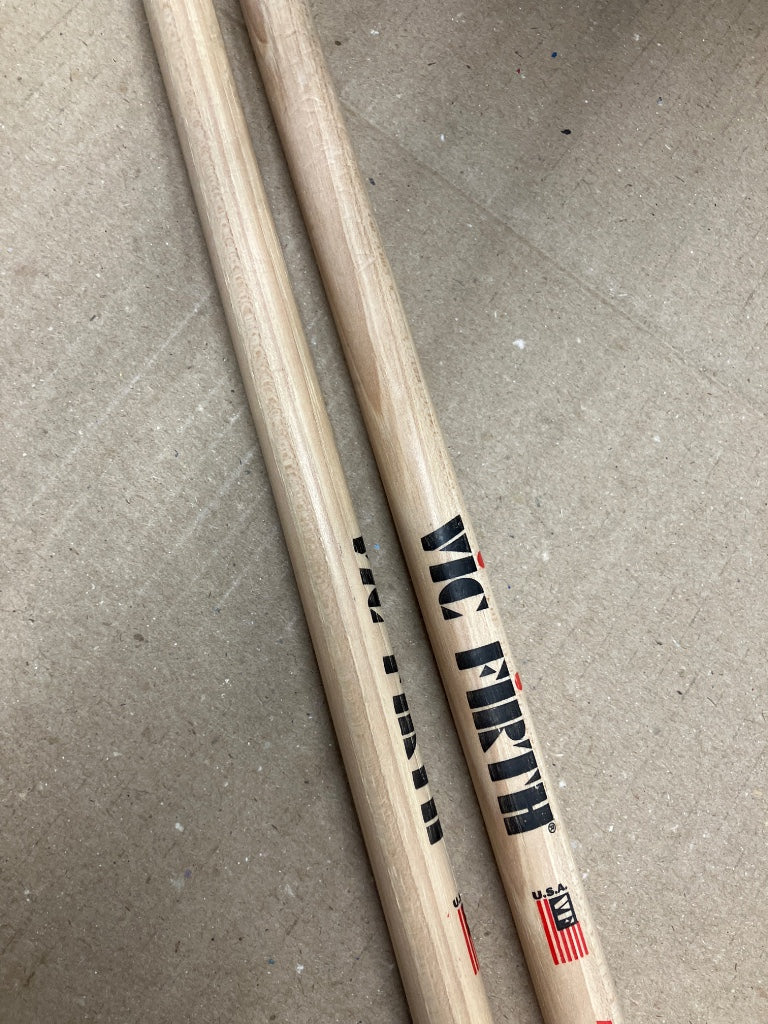 8D - American Classic Hickory - Stock B