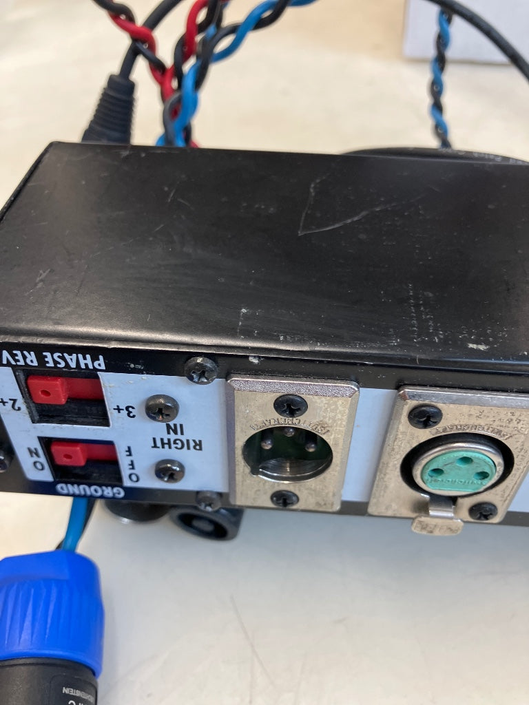 PATCH BAY IN/OUT RACK AMPLI - Stock B