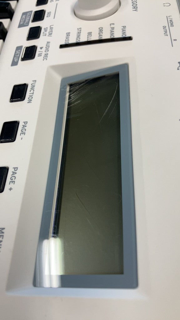 KROSS2 61 TOUCHES BLANC - Stock B