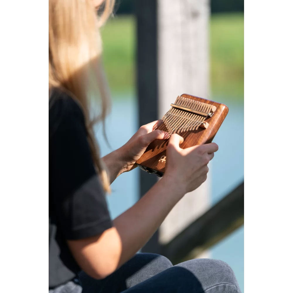 Kalimba Electro Acoustique 17 Notes - American Walnut