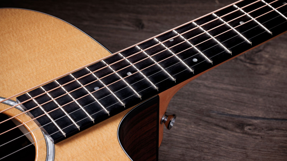 210ce Plus Natural Dreadnought