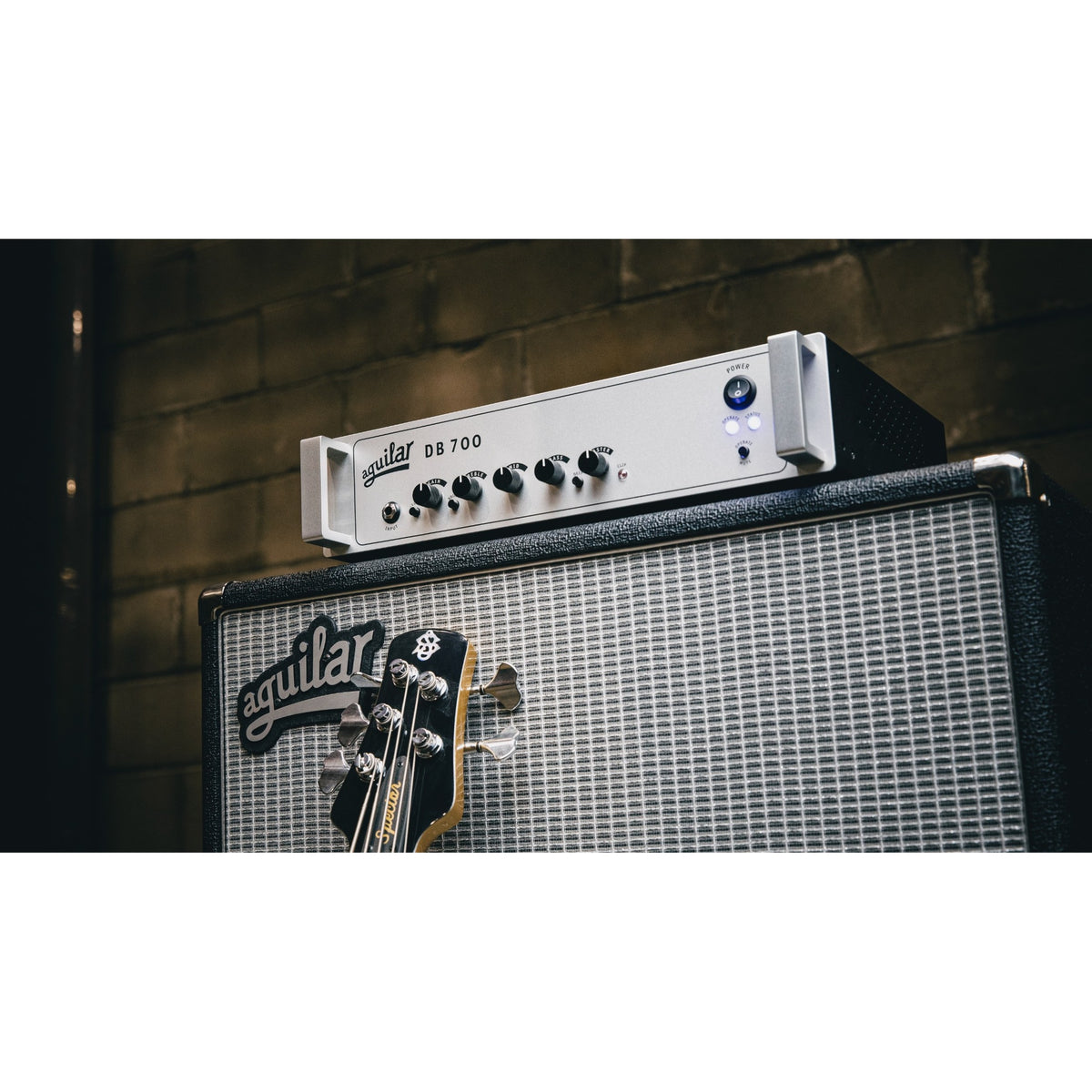 DB 700 Hybrid Amp