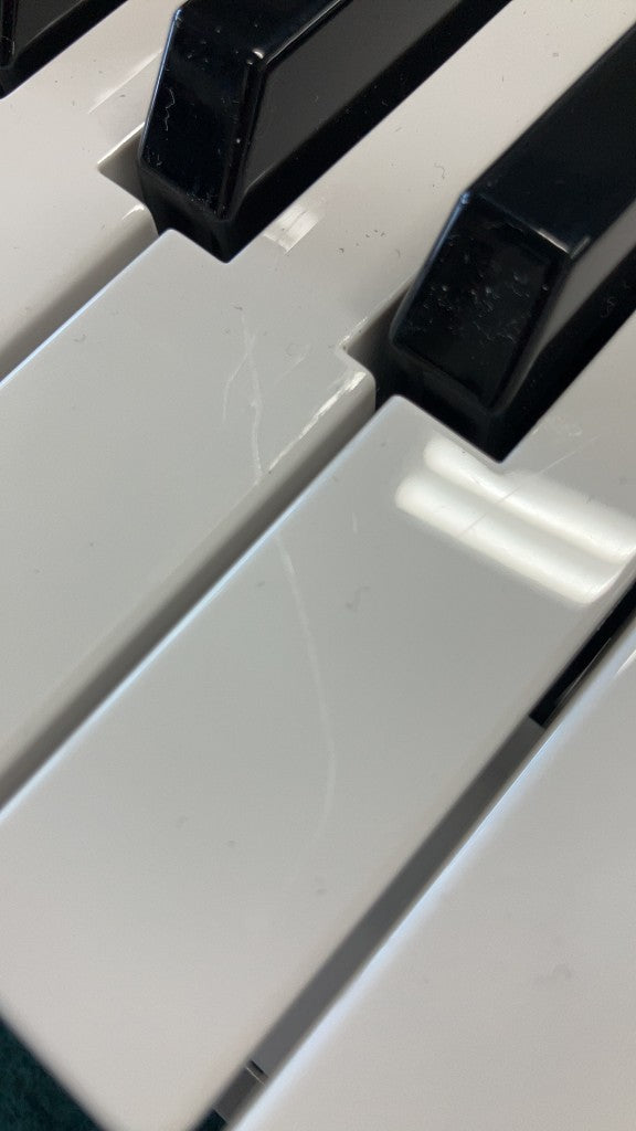 KROSS2 61 TOUCHES BLANC - Stock B