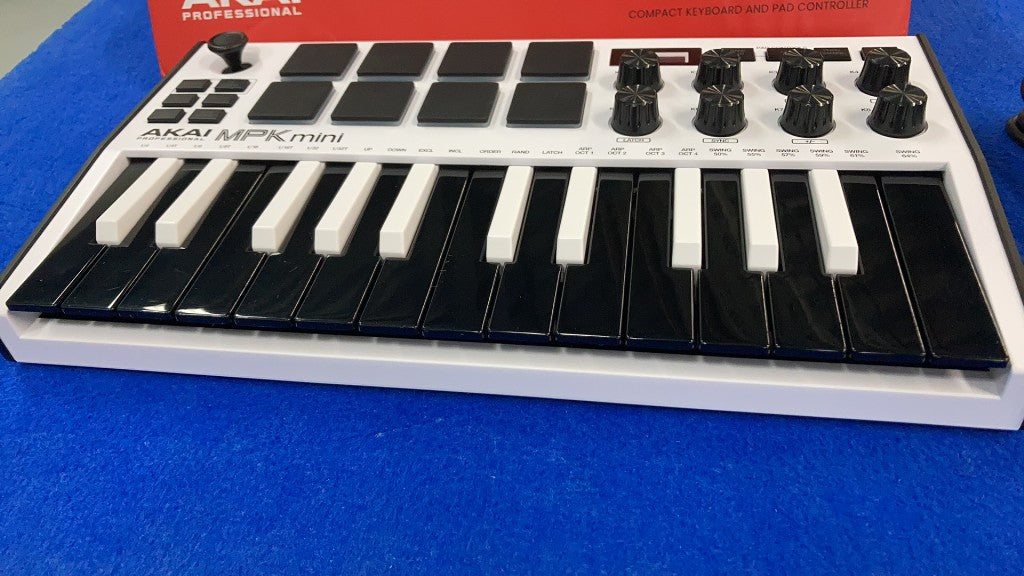 MPK Mini MK3 White - Stock B